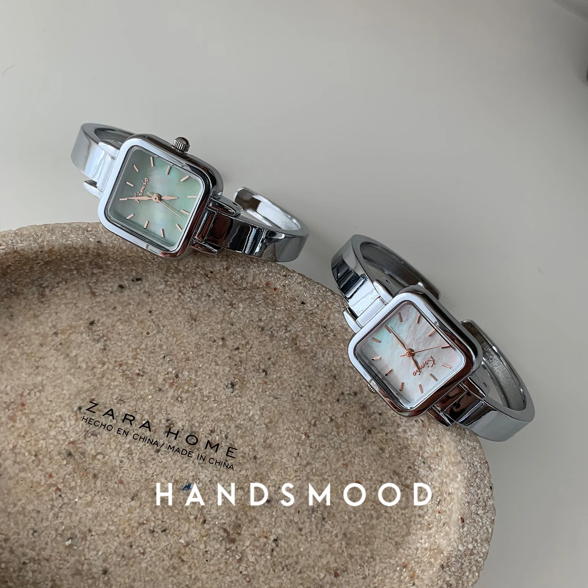 Jasmine Green Square Bangle Watch: A Stylish And Versatile Women'S Watch, A High-End Selection, And A Perfect Gift For Women.