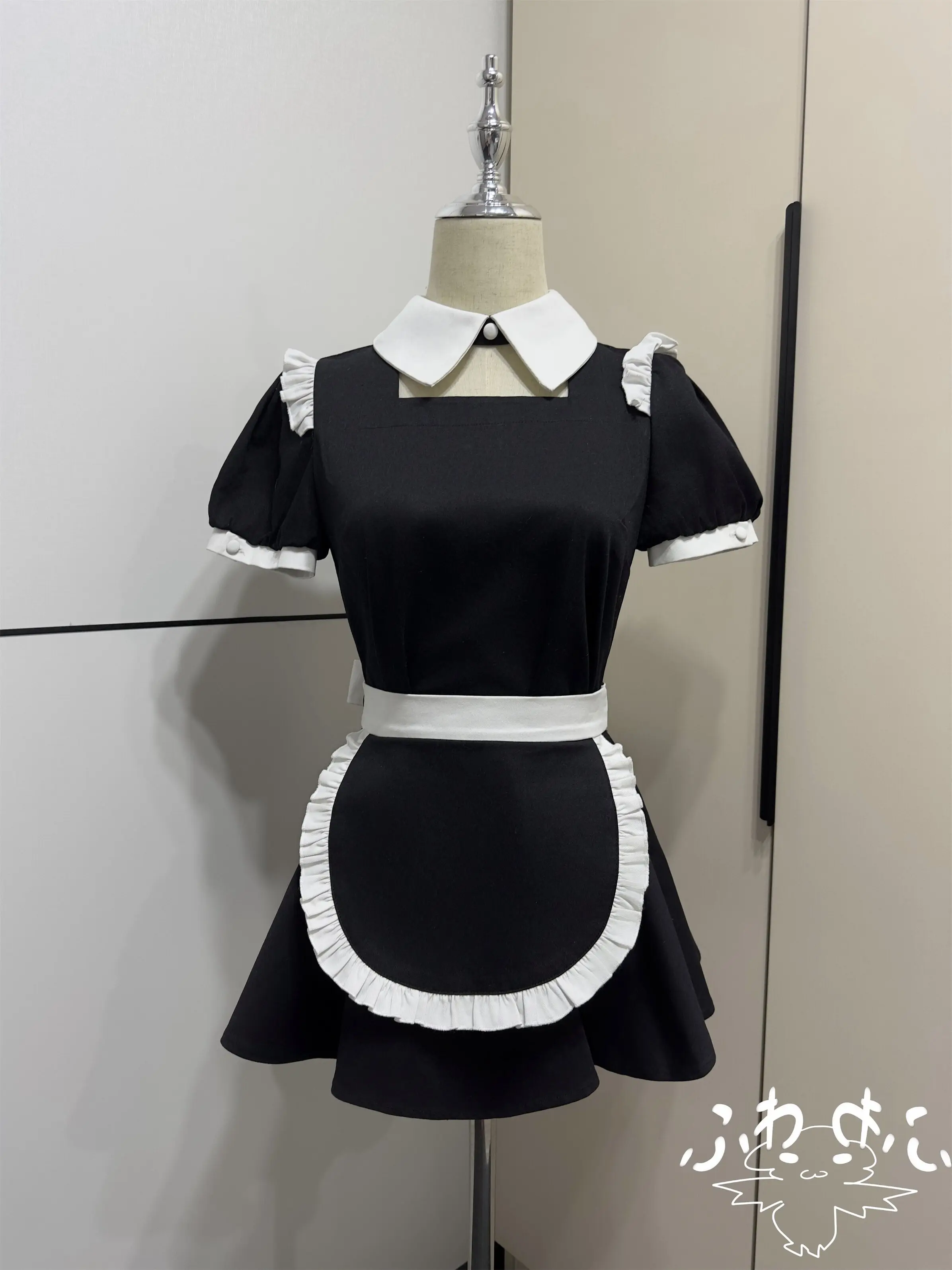 Lolita Black and White Maid Outfit with Bubble Sleeves Short Sleeves Waist Cinching Pleated Short Skirt Cute Two-piece Set view 6