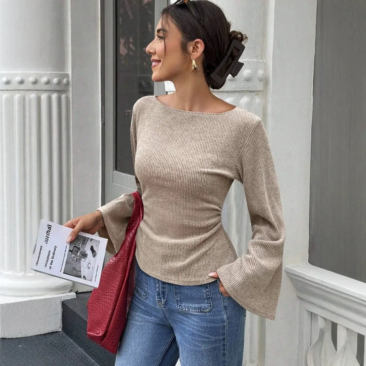 Women's round Neck Long Sleeve T-Shirt Fleece Finish Waist Cinched Casual Style Straight Cut Thickened Polyester Fabric