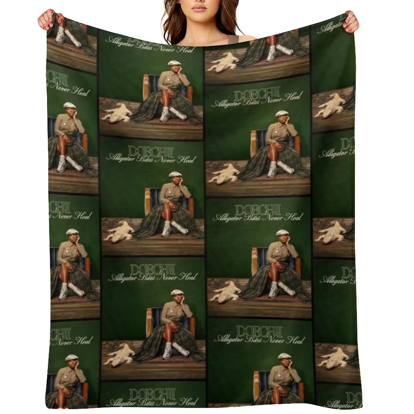 

Doechii Alligator Bites Never Heal Album Throw Blanket Blankets For Sofas Plush Kid'S Luxury Throw Blankets