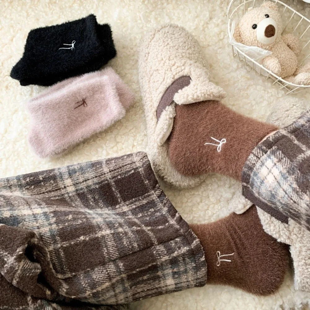

Осенне-зимние теплые носки-тапочки, утепленные флисовые носки для сна с вышивкой, мягкие ковровые домашние носки с бантом, женские