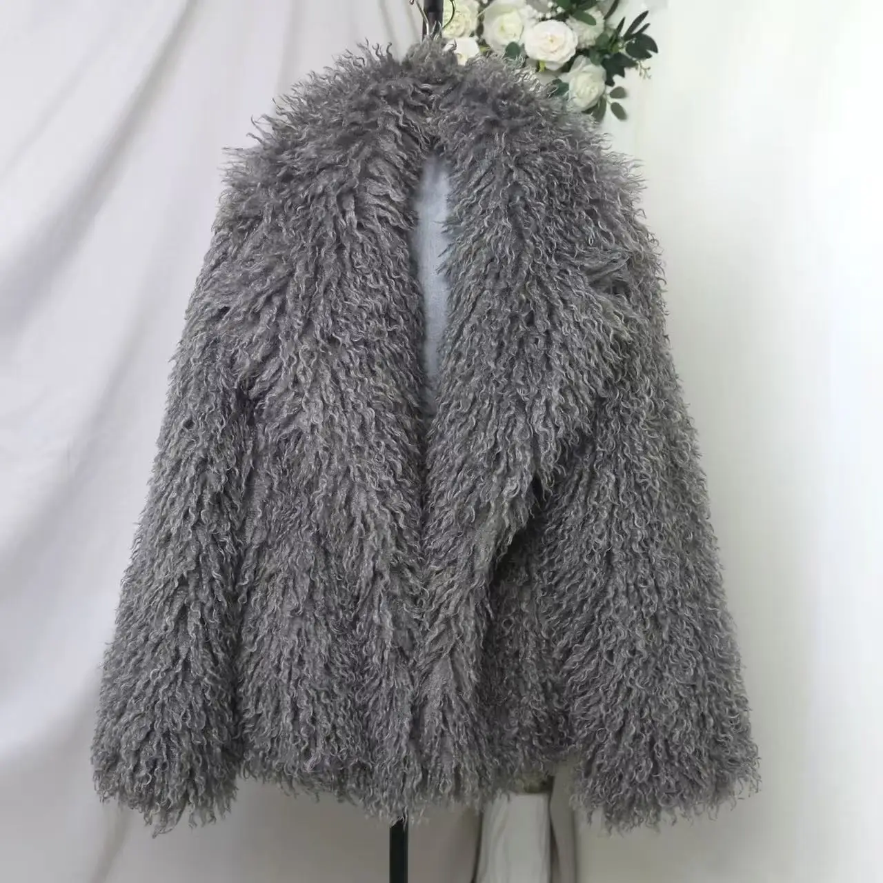 2025年新作 レディース ファーコート おしゃれ かっこいい 女性用アウター エレガントなアニマルスキンジャケット