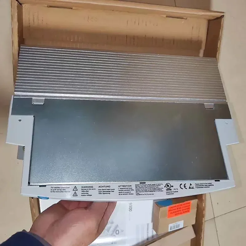 EVS9324-ES EVS9324-EP Lenze Frequency converter, driver, price negotiable