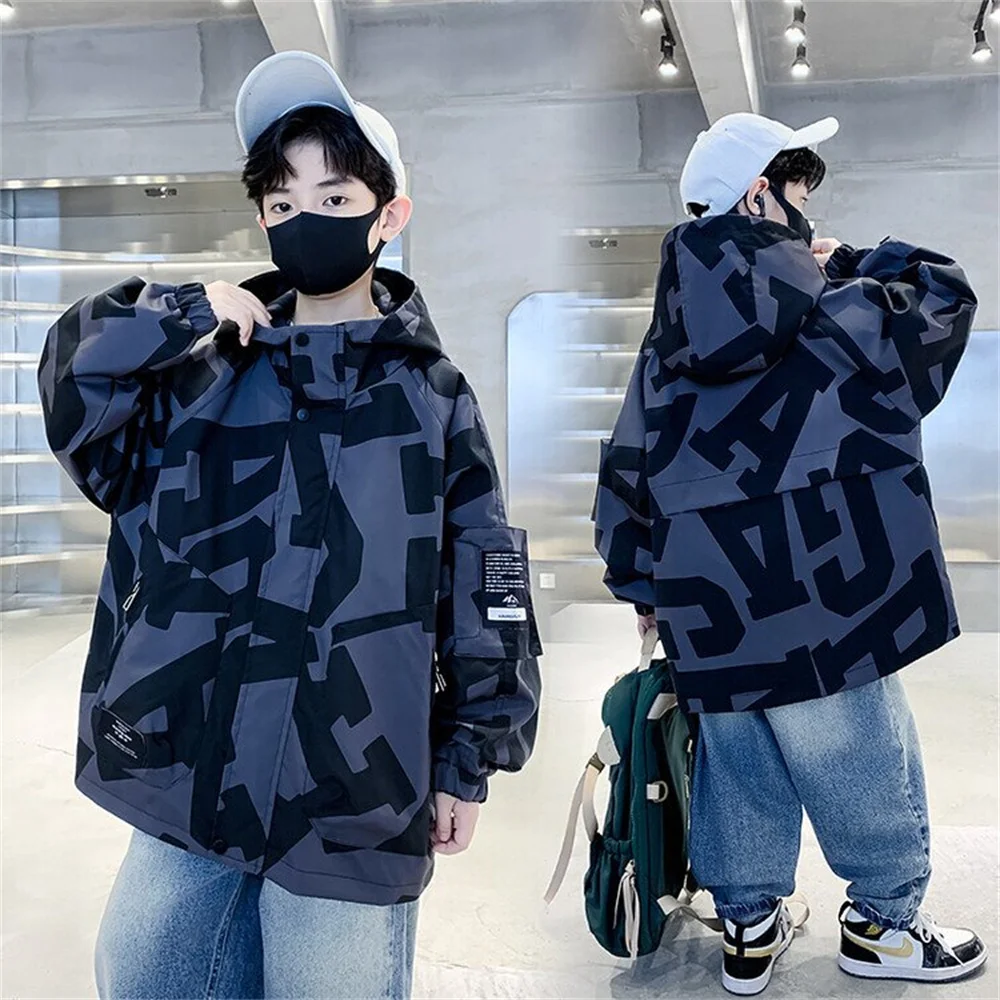 

8309 Children's Jacket Boys' Windbreaker Coat Fashionable Outdoor Big Boy Camo Coat