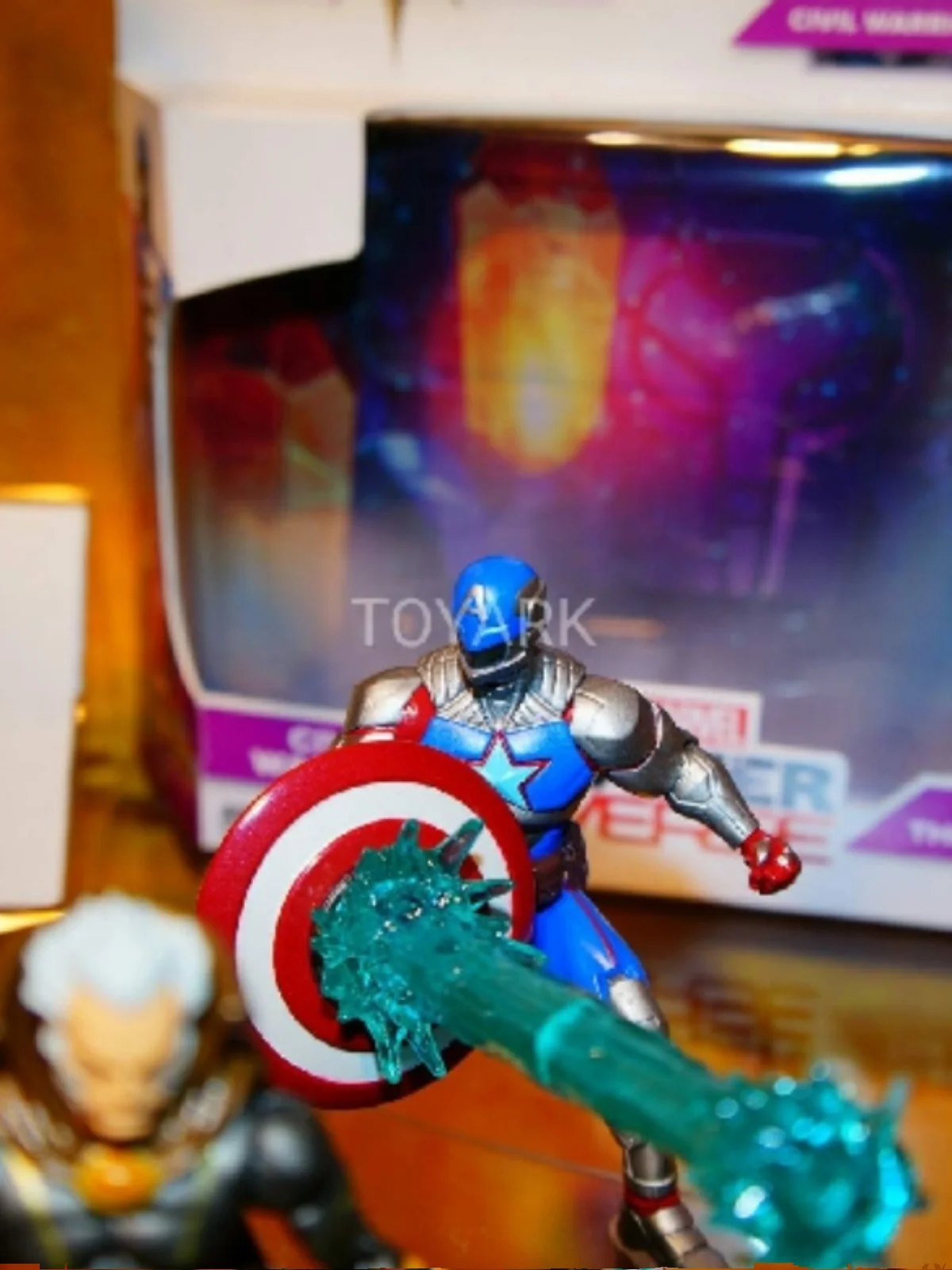 Hasbro Game Series Marvel Fighting 3.75 