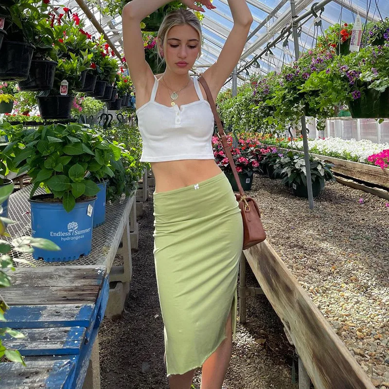 

SKMY 2026 Summer New Low Waist Skirts Fashion Solid Color Side Split Wood Ear Edge Slimming Hip Hugging Skirts Women Clothing