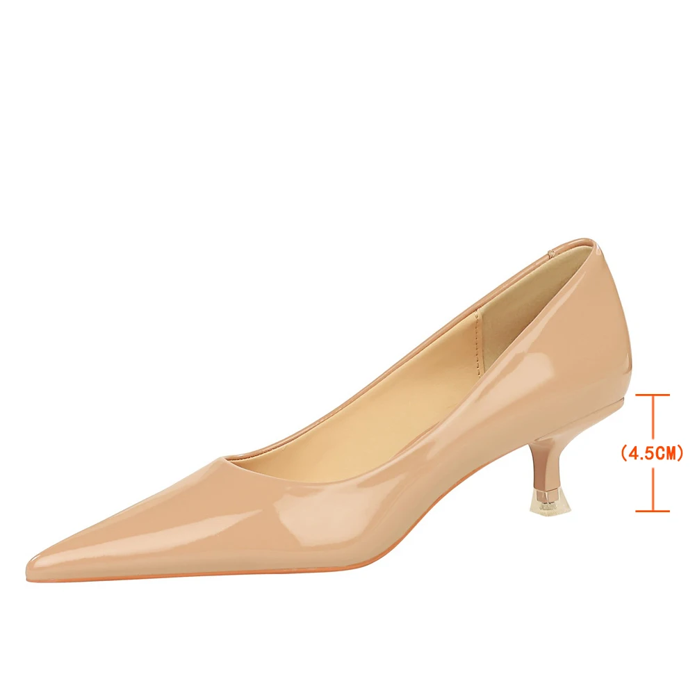 Patent Leather Mid Heel Women Shoes 2024 Spring New Kitten Heels 4.5 Cm Pointed Shoes Women Pumps Occupational OL Office Heels