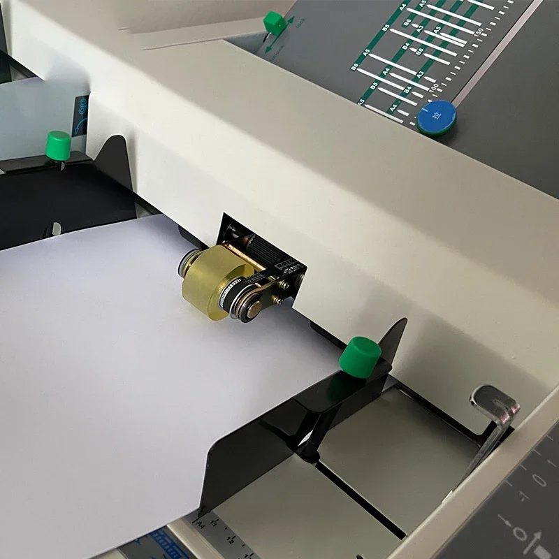 Fully automatic folding and creasing machine for A3-sized documents, certificates, color pages, folding and stacking sheets.