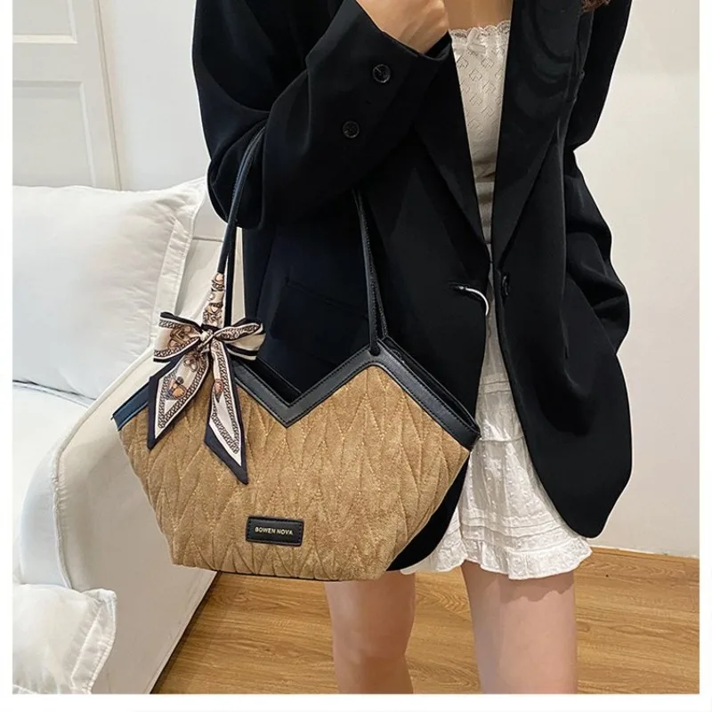 Elegant Designer Crossbody Diaper Bag Women Luxury Leather Tote Large Capacity Stylish Shoulder Bag For The Fashionable