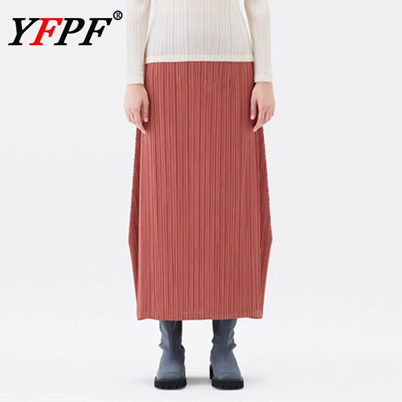 

YFPF однотонная плиссированная женская юбка Miyake, модная универсальная длинная юбка трапециевидной формы с высокой талией, повседневная одежда 2025, новая одежда