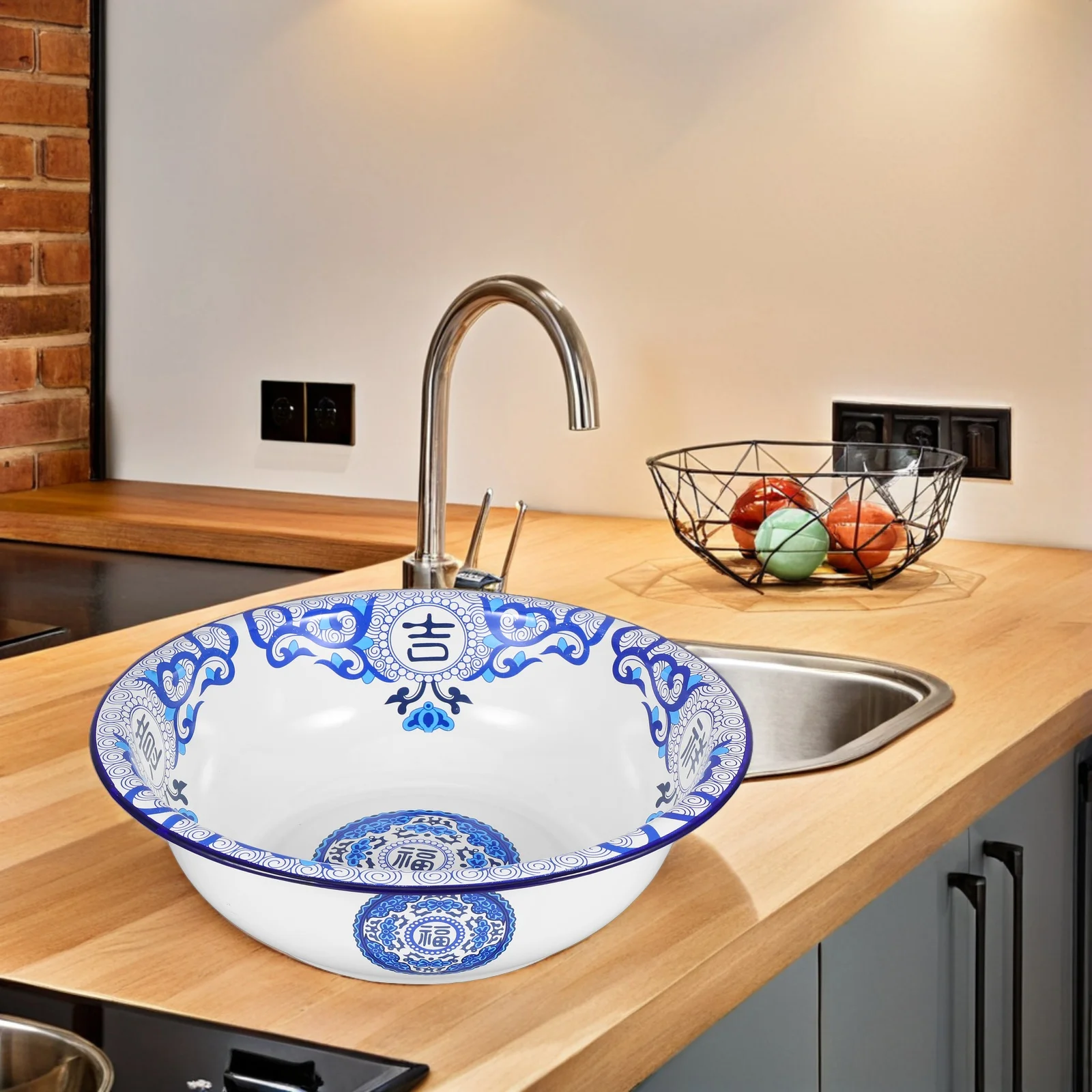 

Enamelware Basin Large Capacity Vintage Style Dough Mixing Bowl for Kitchen Garden Laundry Soup Serving and Vegetable Wash