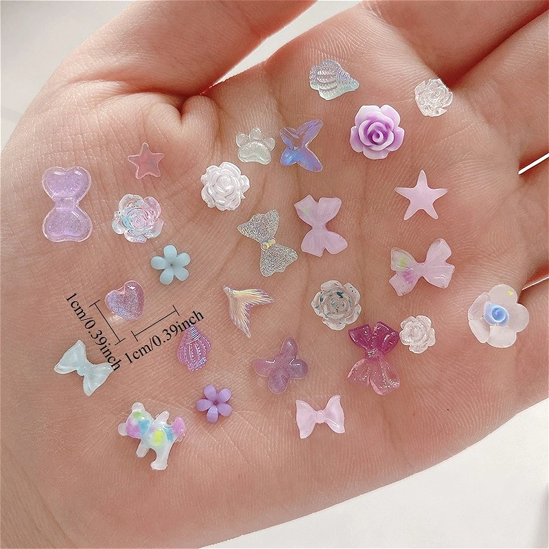 50 teile/paket Leuchtende Licht Harz Blaubeere Käse Gemischt Boxed Nail art Bogen Fischschwanz Blume Super Glitter Haarnadel Telefon Dekoration