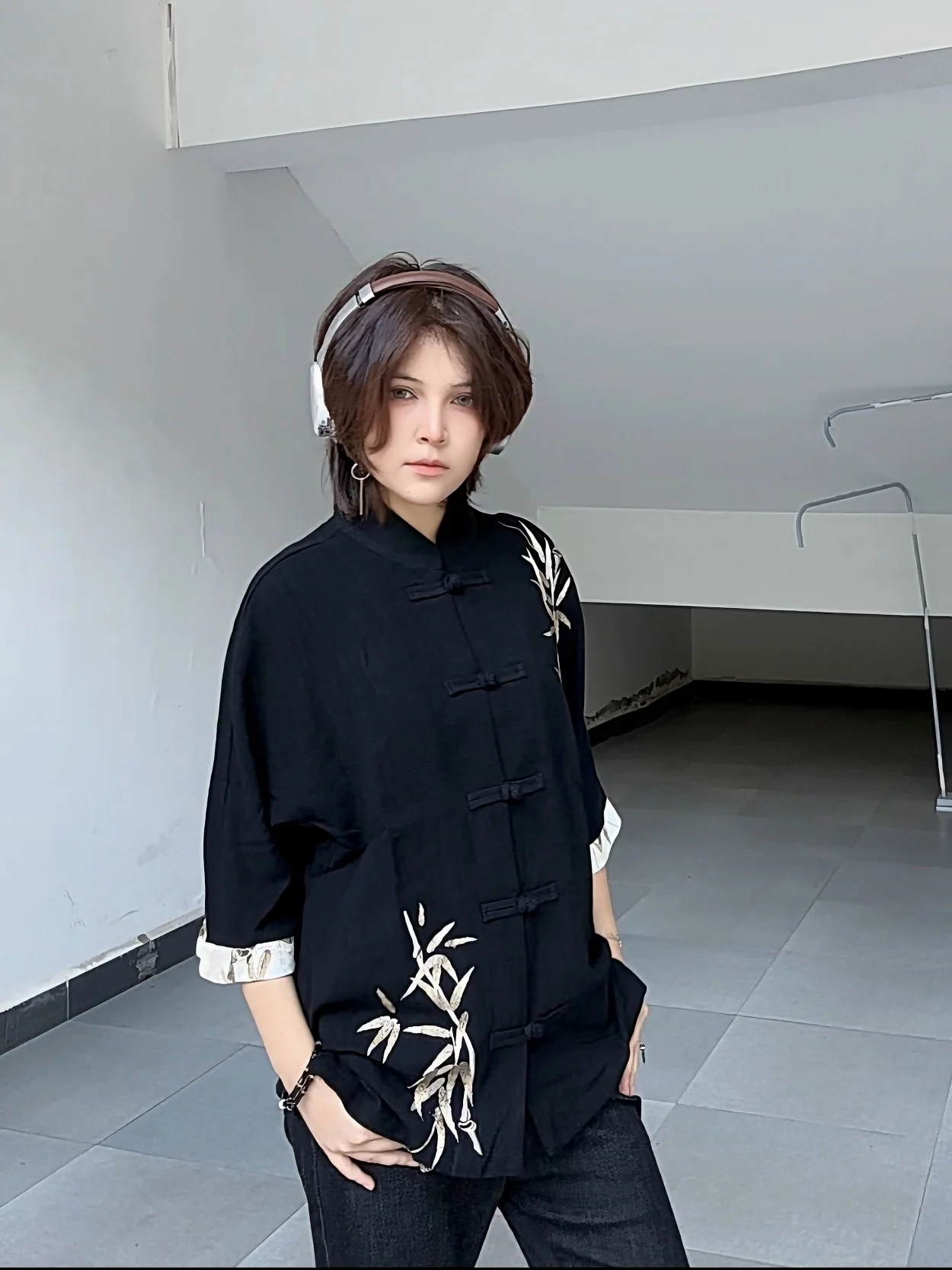 

New Chinese Style Men's Shirt Linen Short Sleeve Embroidered Button down Tang Suit Young Hanfu Loose Fit Summer Fashion