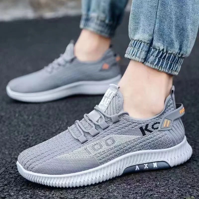 Versatile new fashionable men's shoes with mesh breathable sports running shoes and casual men's shoes