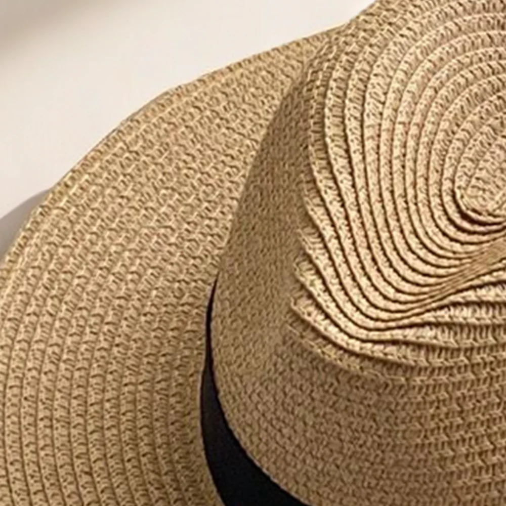 Summer Versatile New Straw Hat Women\'s Fashionable Temperament Black Strap Top Hat Outdoor Vacation Sunscreen Hat