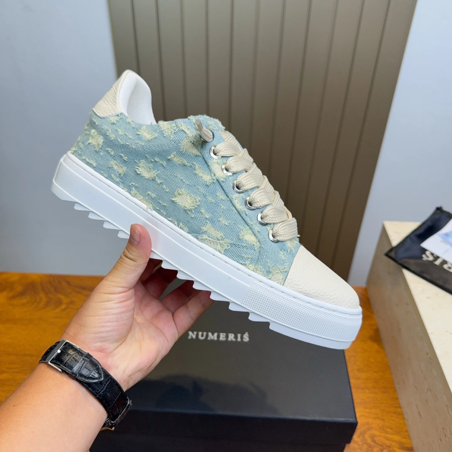 New Retro Ripped Denim Platform Sneakers Unisex Lace-up Platform Casual Sneakers Street Style Washed Canvas Skate Shoes Gifts