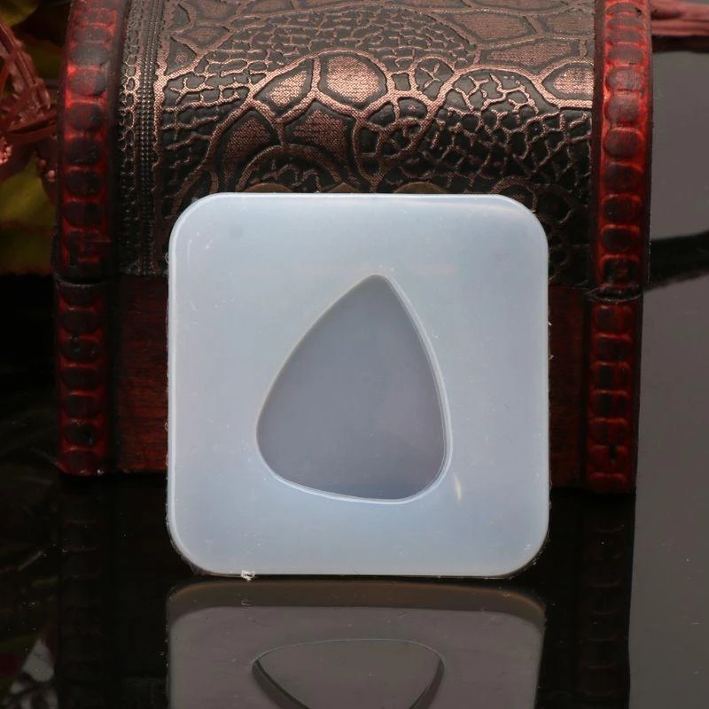 573B Resin Mold Geometric Triangular Plectrum Pick Silicone Mold Jewelry Pendant Making Tool DIY Musical Instrument Accesso