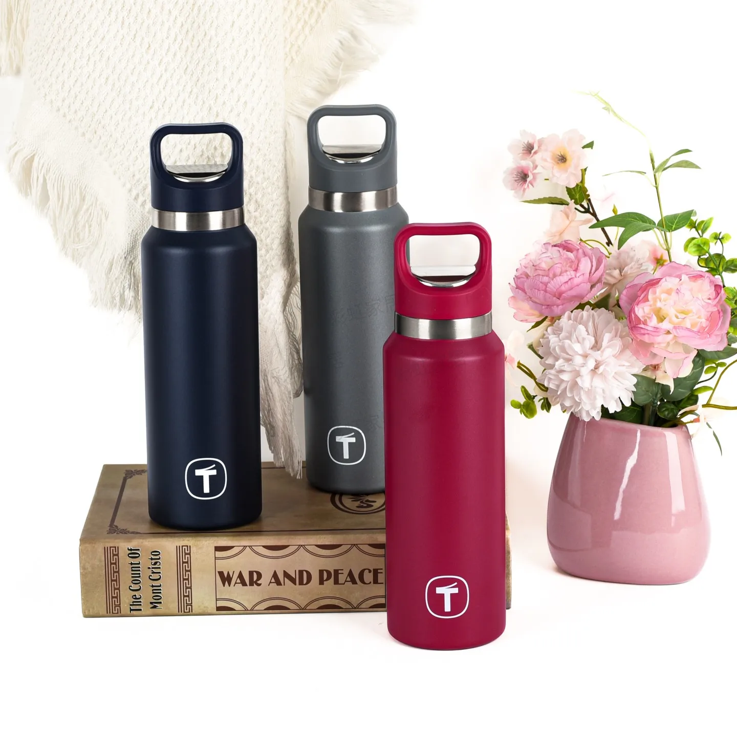 

520ml Titanium Cup Portable Insulated Bottle Home Car Busin Use Handheld Handle Water Bottle Stainl Steel Lid