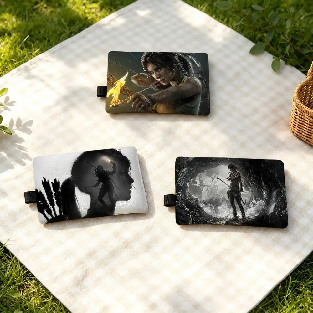 Game T-Tomb R-Raider Waterproof Zippered Coin Purse – Lightweight Hanging Wallet For Coins ID Cards