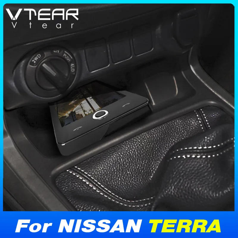 For NISSAN Terra 2020-2023 Car Wireless Charger 15W Fast Mobile Phone Charging Plate Adapter Interior Product Accessories