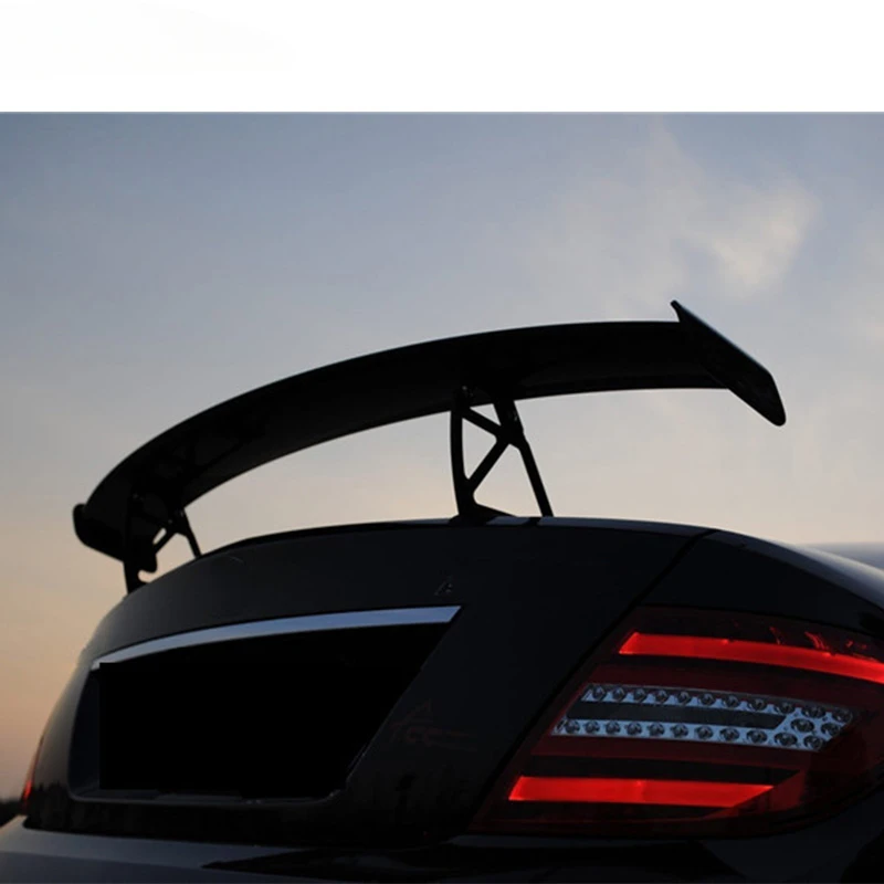 W204 BS Style Car Rear Spoiler Carbon Fiber Material Trunk Wing Lip Boot 2011Year- Tail Wing For Real C63 W204