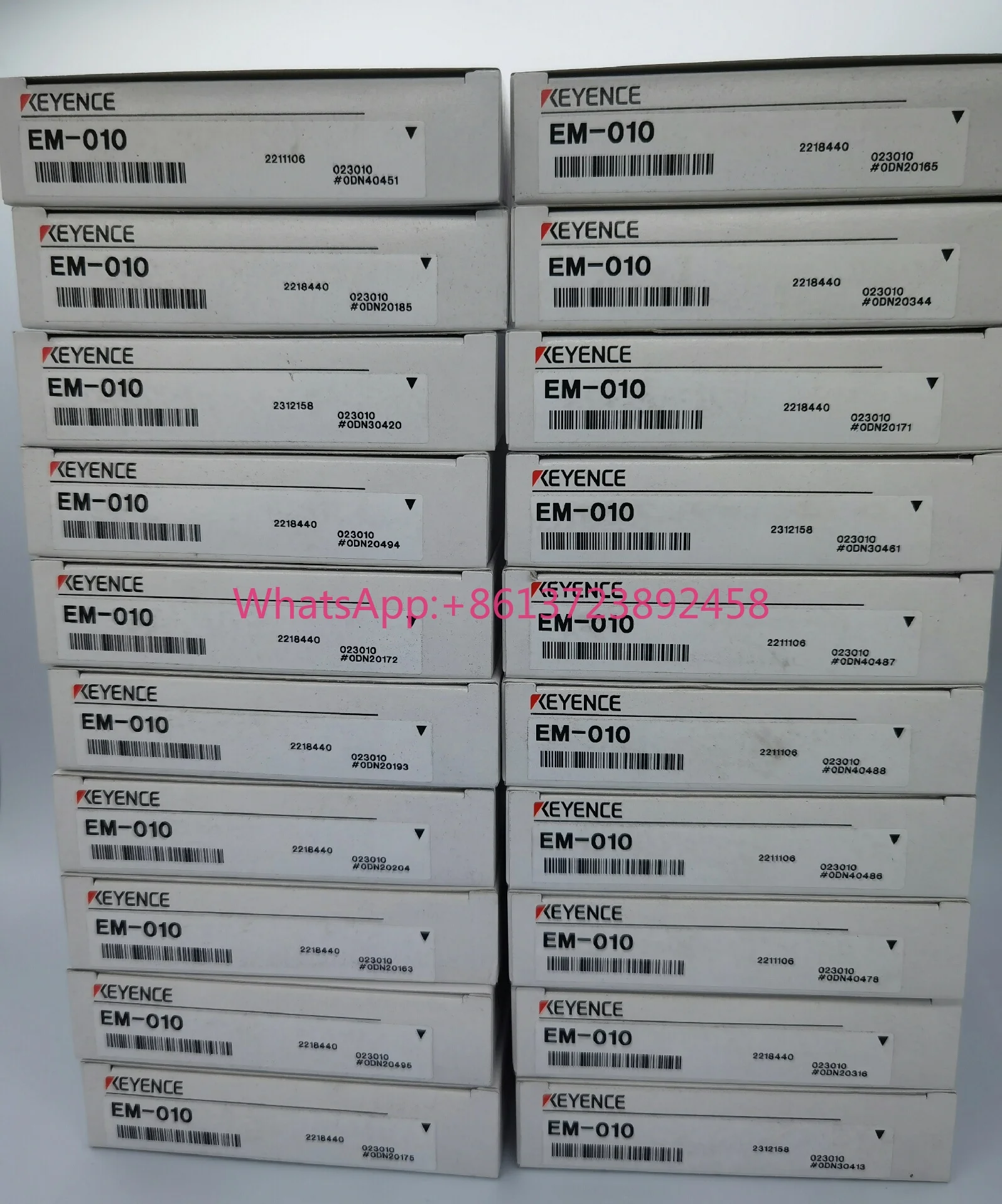 

KEYENCE EM-010 Proximity Sensor, New and Original