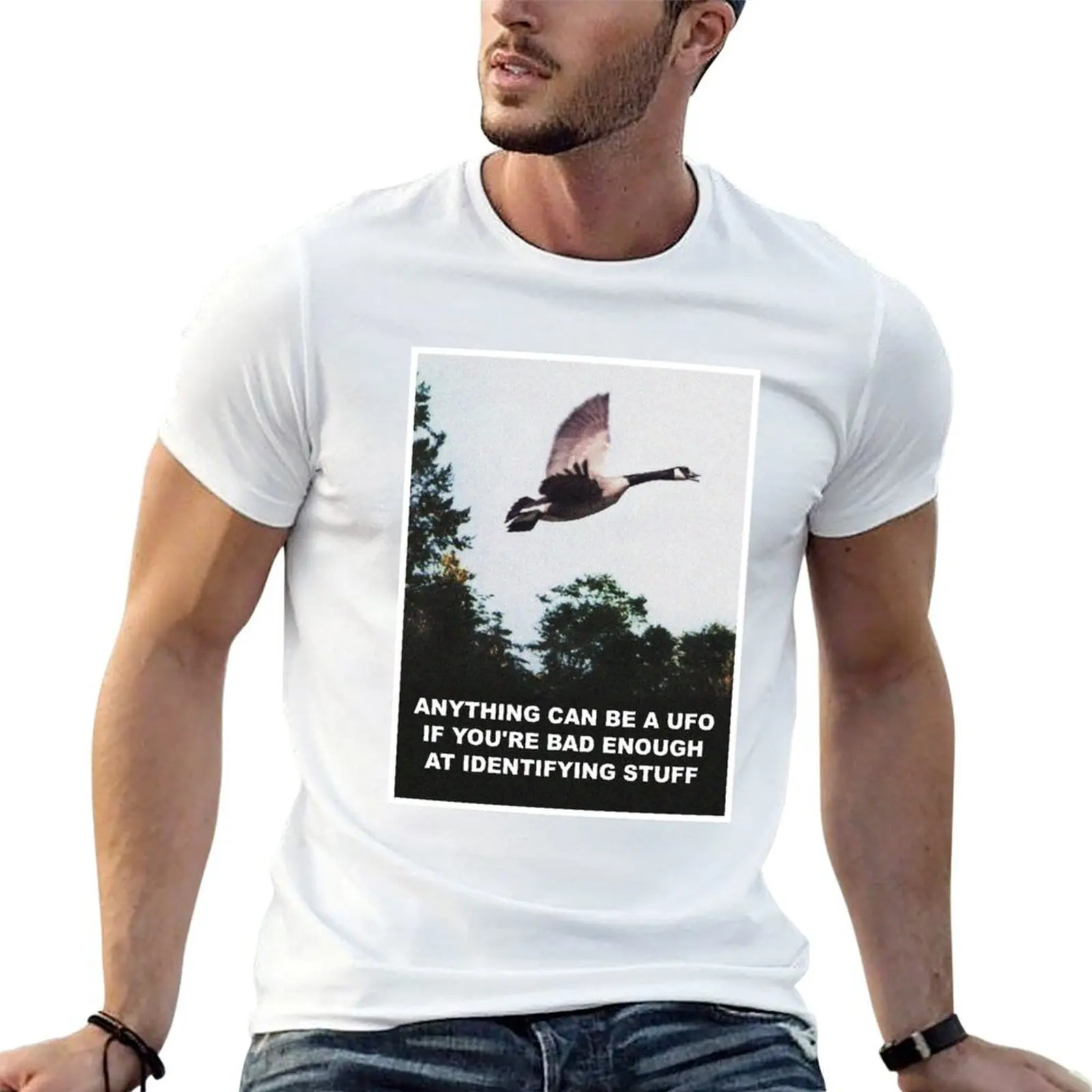 

Anything can be a UFO T-Shirt man t shirt graphic man t shirts for men casual T-Shirt