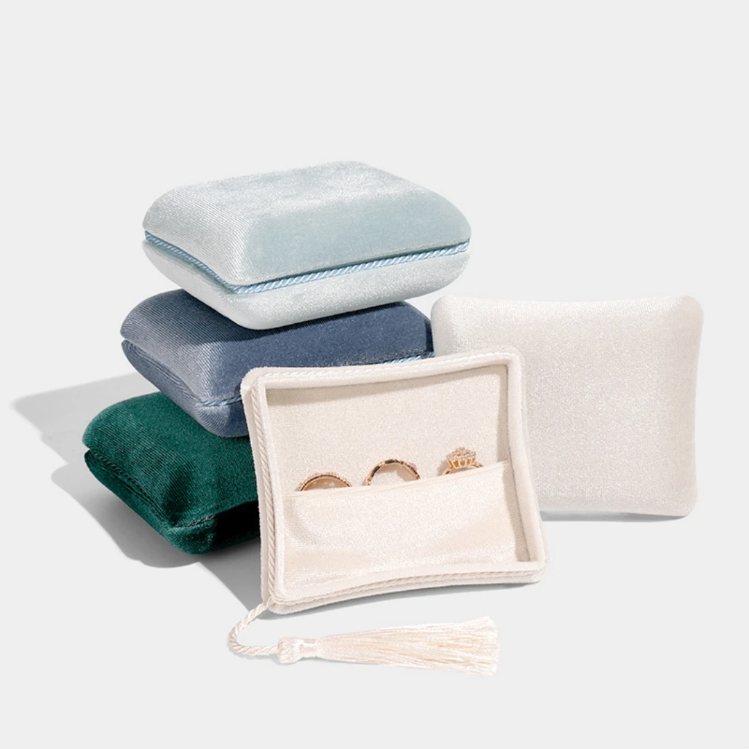 

Velvet Tassel Jewelry Box Travel Portable Soft Ring Earrings Storage Packaging Box High Quality Gift Box Jewelry Organizer Box