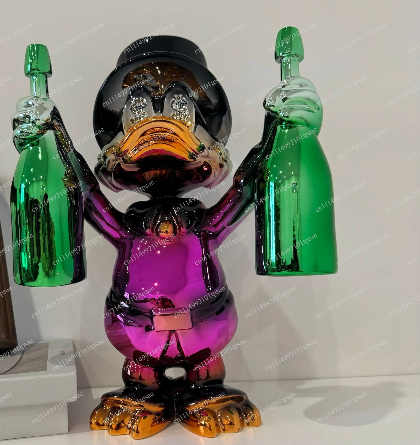 Cross border modern resin handicrafts trendy electroplating shopping mall hotel lobby decoration high-end