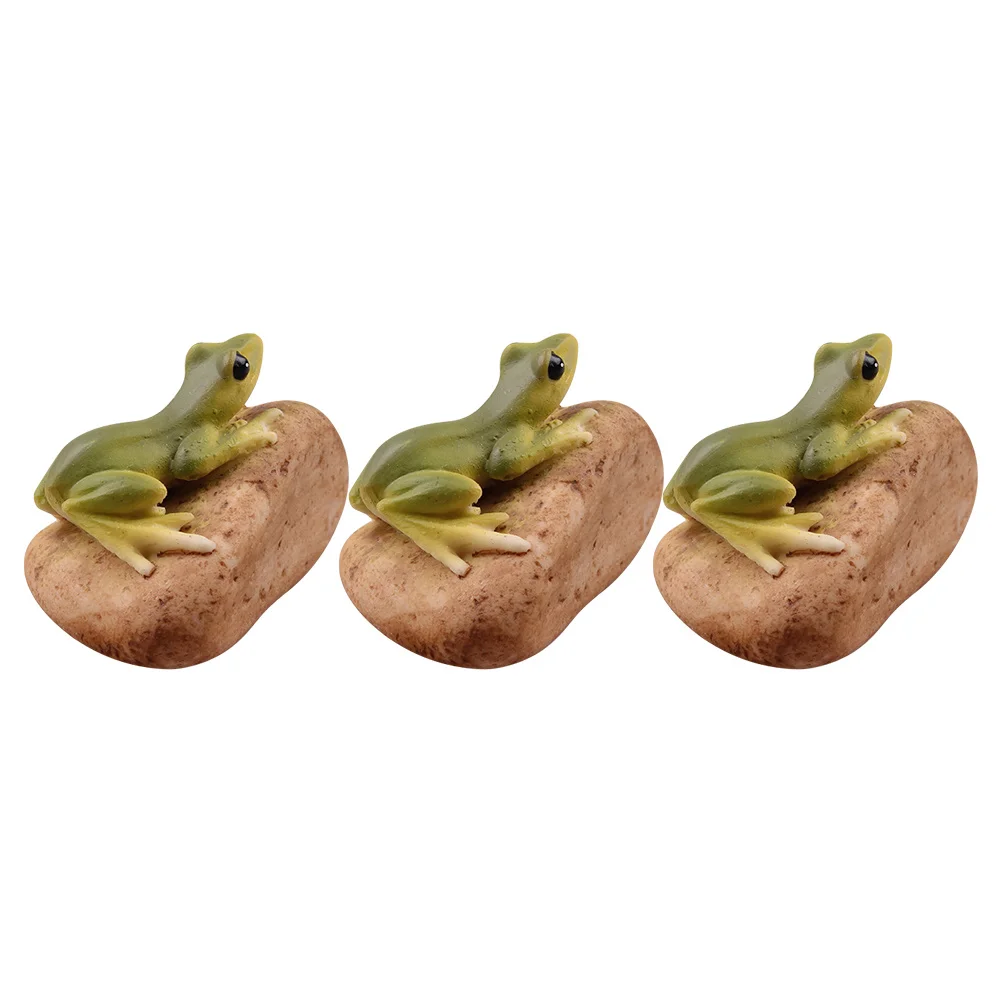 

3Pcs Resin Frogs on Stone Statue Garden Decorations Creative Animal-Shaped Adornment for Indoor Outdoor Space Waterproof Design