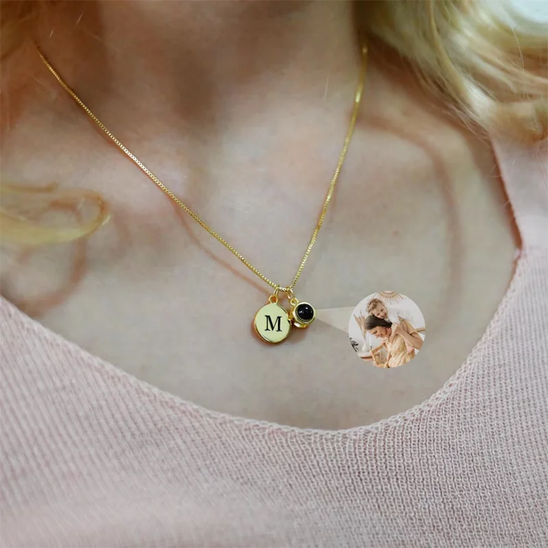 

DHQH Personalized Photo Projection Necklace Customization Commemorative Photo Initial Letter Pendant Necklace Photo Jewelry Gift