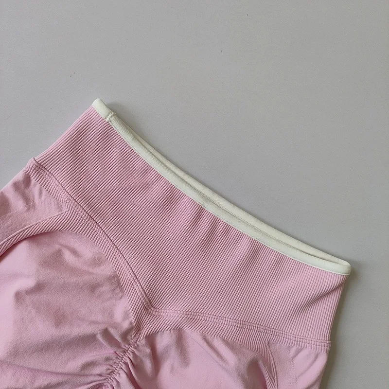 Sexy Nahtlose Farbblockierte Yoga-Shorts, Eng Anliegende Po-Formende Sportshorts, Damen-Outdoor-Lauf- und Fitnesshosen – Detail 6
