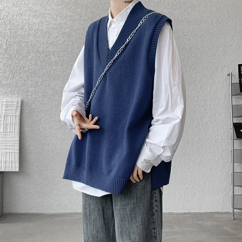 Winter Sweater Vest Men Warm Fashion Casual V-neck Knitted Pullover Men Korean Loose Sleeveless Sweater Mens Jumper Clothes