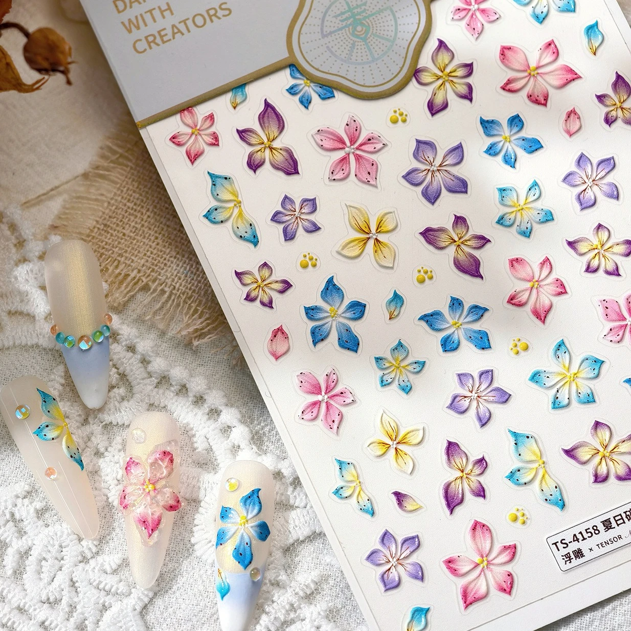 다채로운 양각 꽃 로맨틱 피는 꽃잎 노란색 스테이먼 젤리 꽃 정원 네일 아트 장식 스티커 매니큐어 데칼