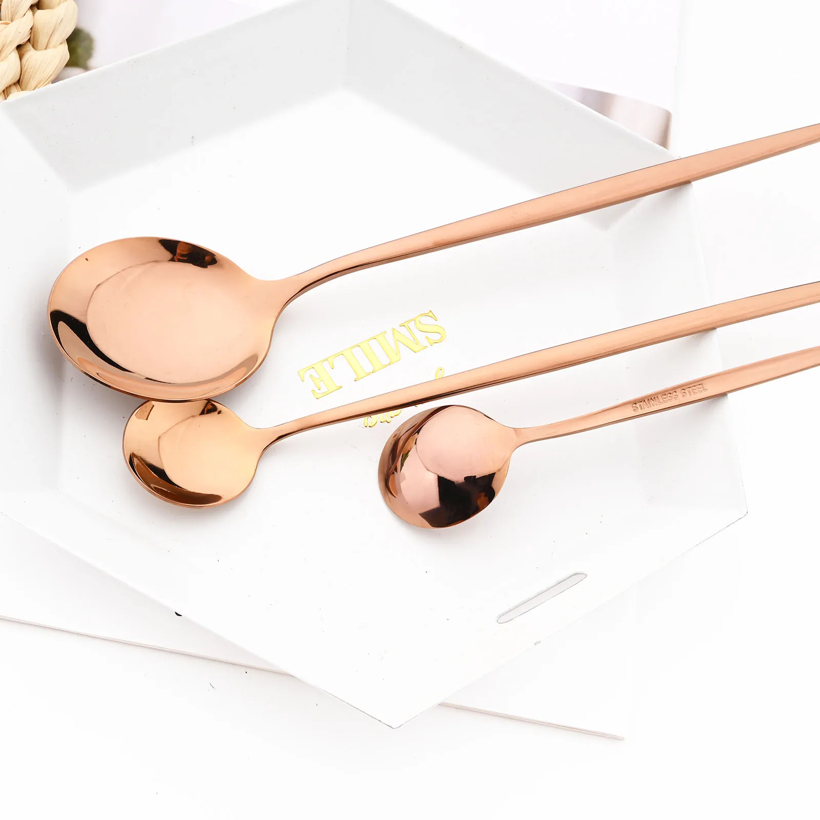 Drmfiy 12Pcs Rose Gold Cutlery Set Fork Knife Spoon Flatware Stainless Steel Dinnerware Set Lomg Ice Spoon Kitchen Set Tableware