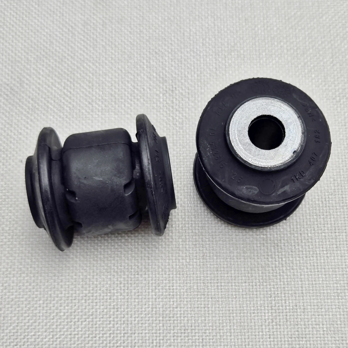 OEM Front control Arm bushing Rubber for VW golf 7 mk7 passat B8 Arteon tiguan audi A3 Q2 5Q0407182 5Q0407183