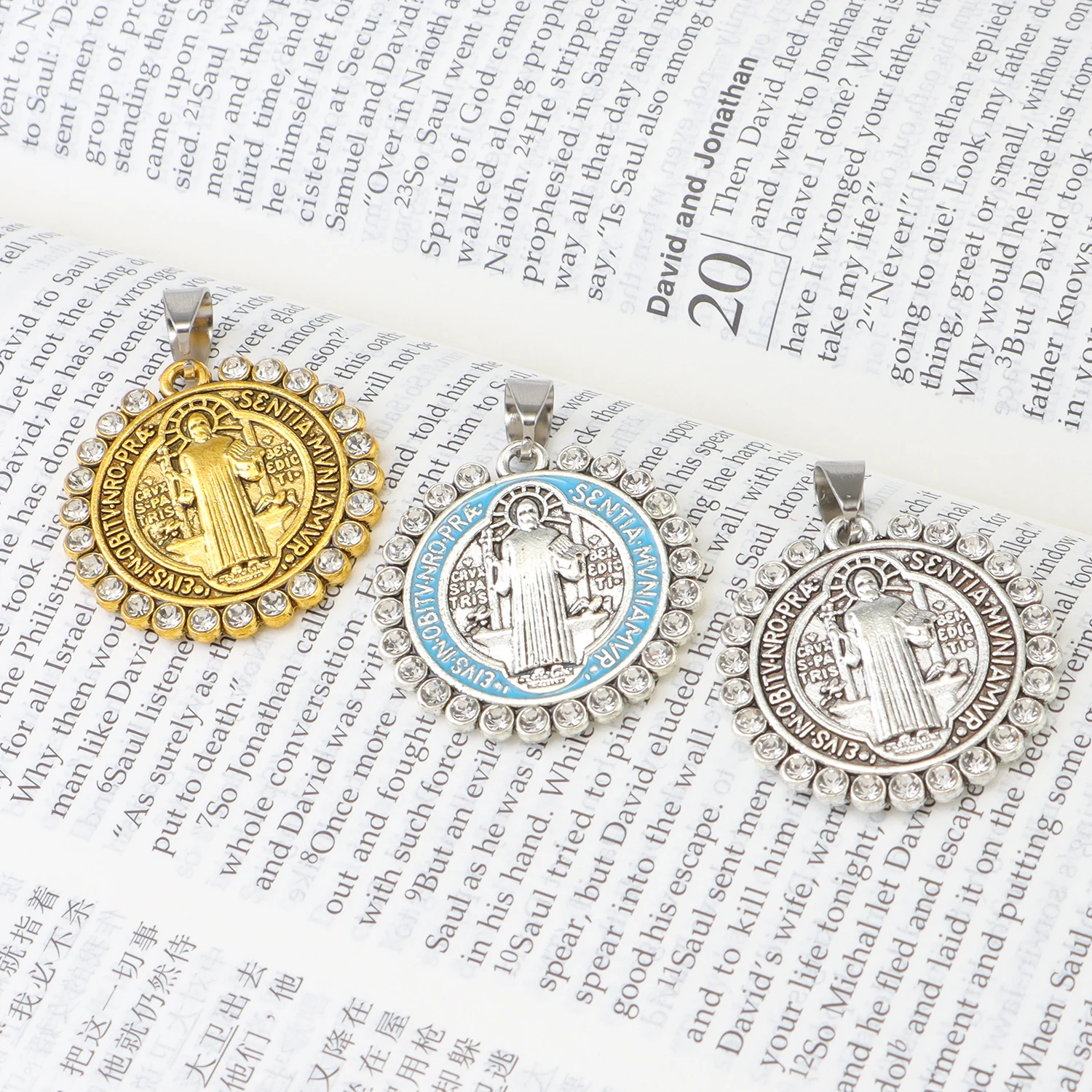 Roman Catholic Saint Benedict Plaque Pendant Circular Alloy Exorcist Plaque Charms DIY Necklace Keychain Decoration Pendant - view 4
