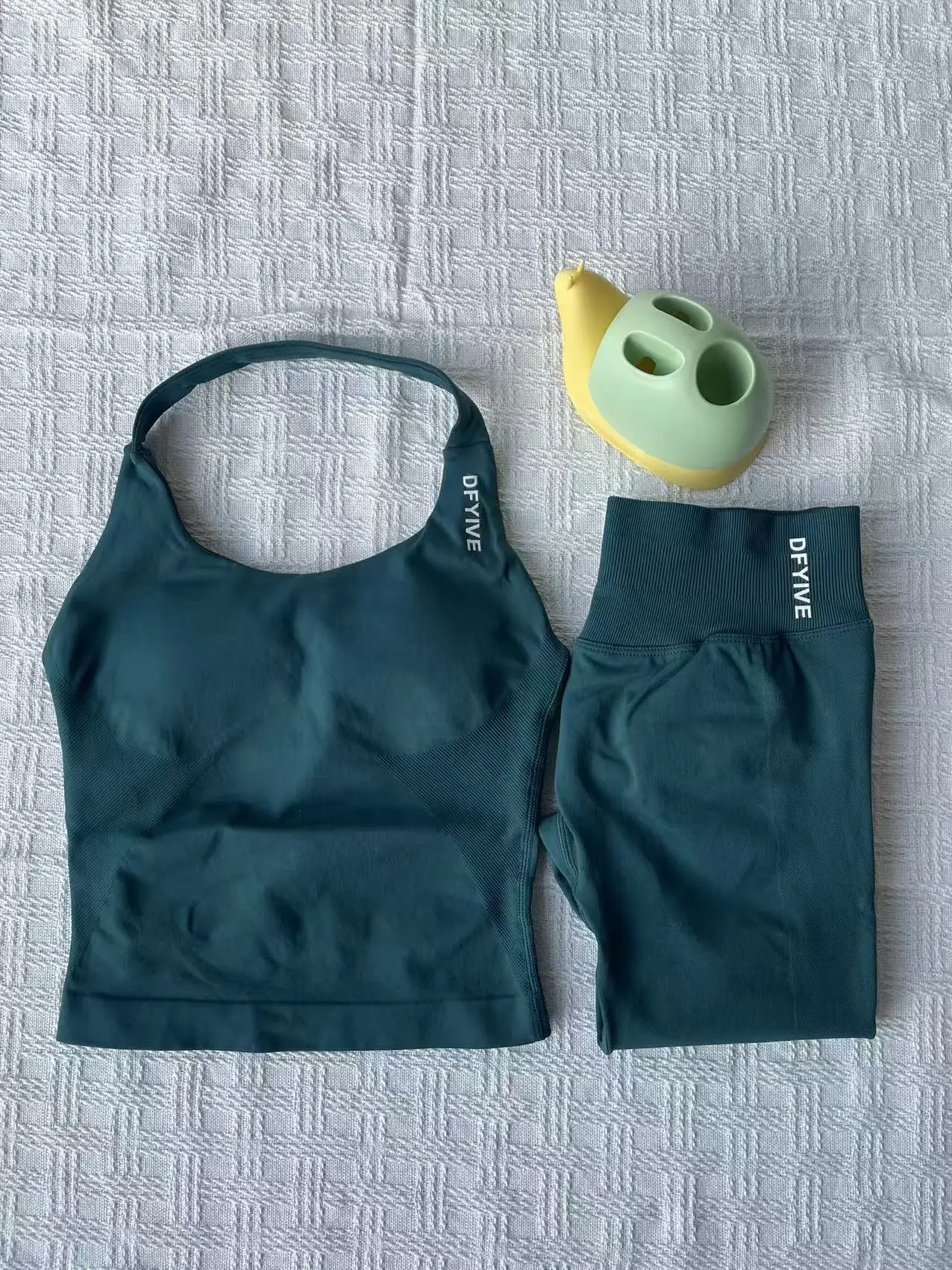 

DFYIVE Комплект для тренировки спины с квадратным вырезом и 3-х уровневые шорты на талии Персиковый наряд для подтяжки ягодиц для женщин Йога