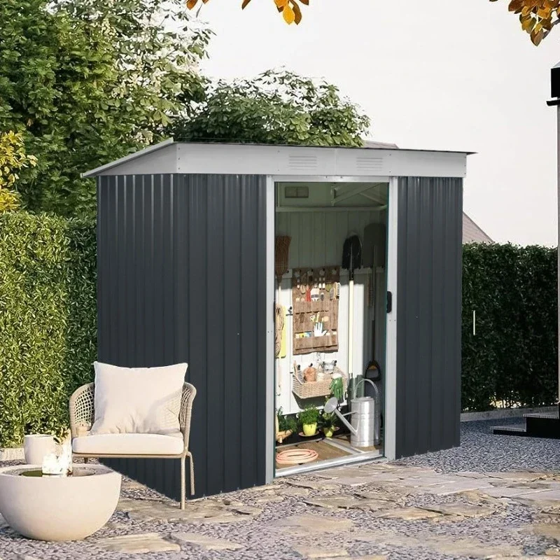 

courtyard outdoor garden room