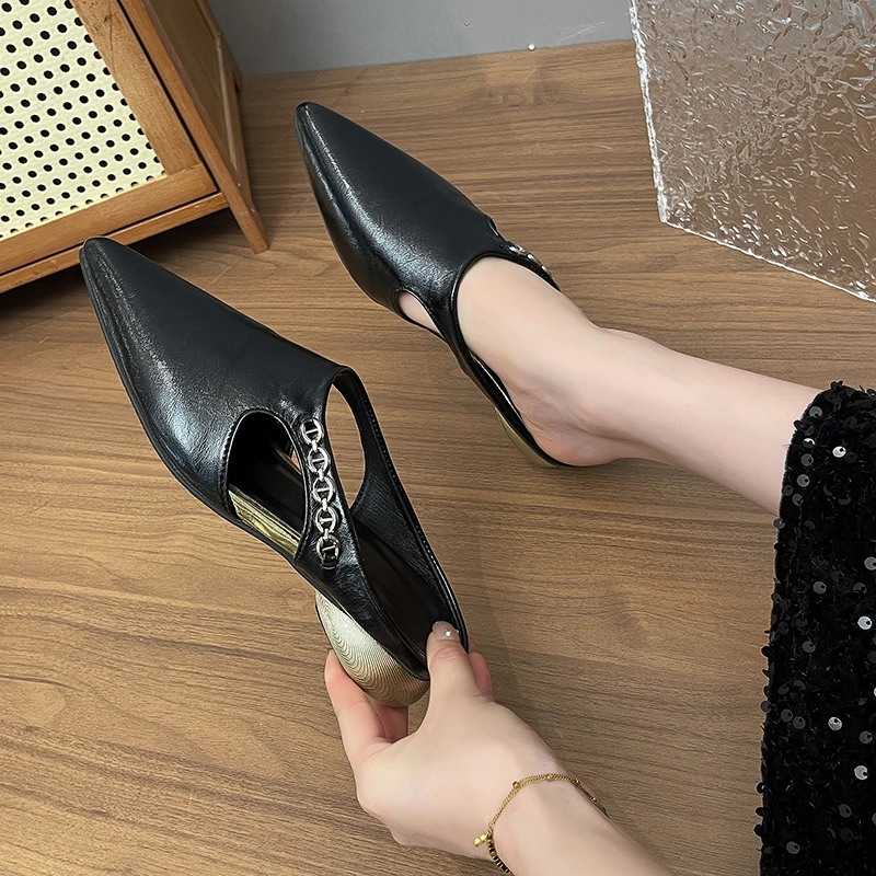 Luxury Retro Pointed Low-heeled Slippers Spring and Autumn New Fashion Metal Chain Decorative Hollow Female Baotou Slippers