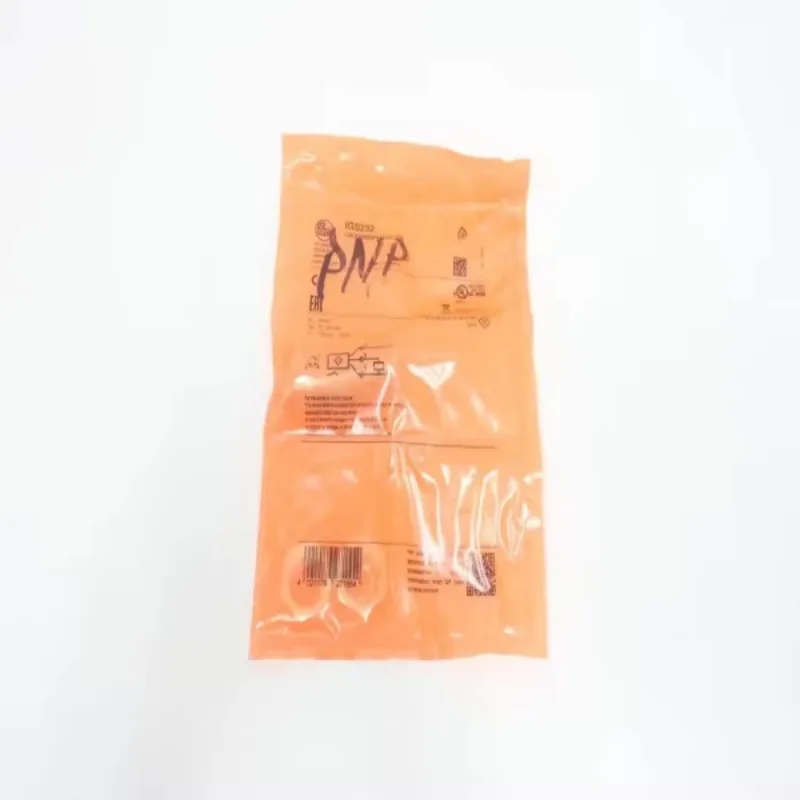 

Igs232 Igk3008bbpkgus104 Proximity Sensor 1030vdc Dedicated Controller Original Package