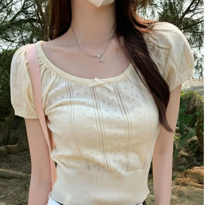 Summer 2024 New French Elegant Style Knitted T-Shirt Sweet Girl Hollow Out Inner Wear Slim Short Ins Crop Female Top