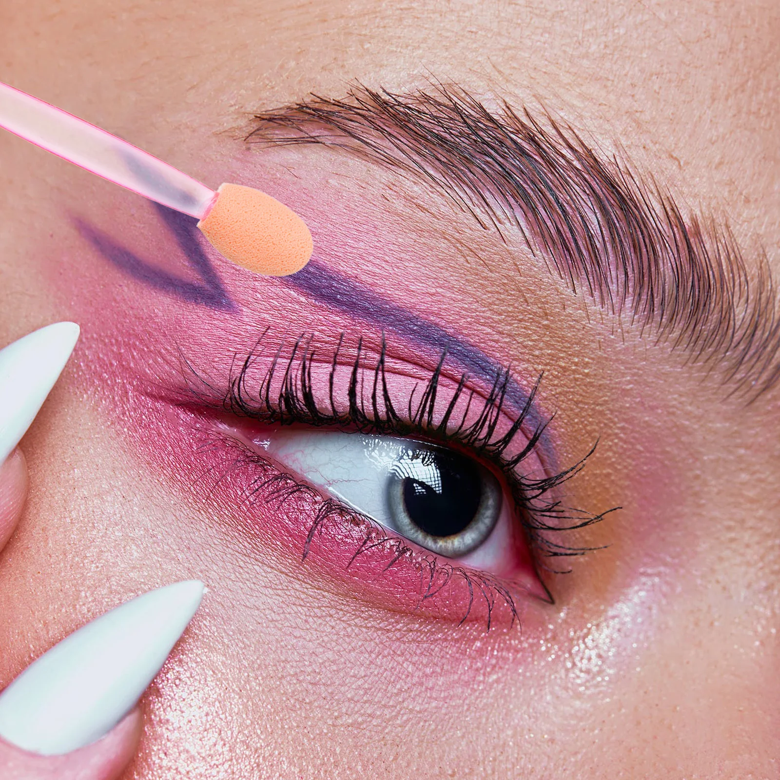 100Pcs Dual-Ended Eyeshadow Applicators Disposable Makeup Tools Soft Sponge Tips Even Application Eyeshadow