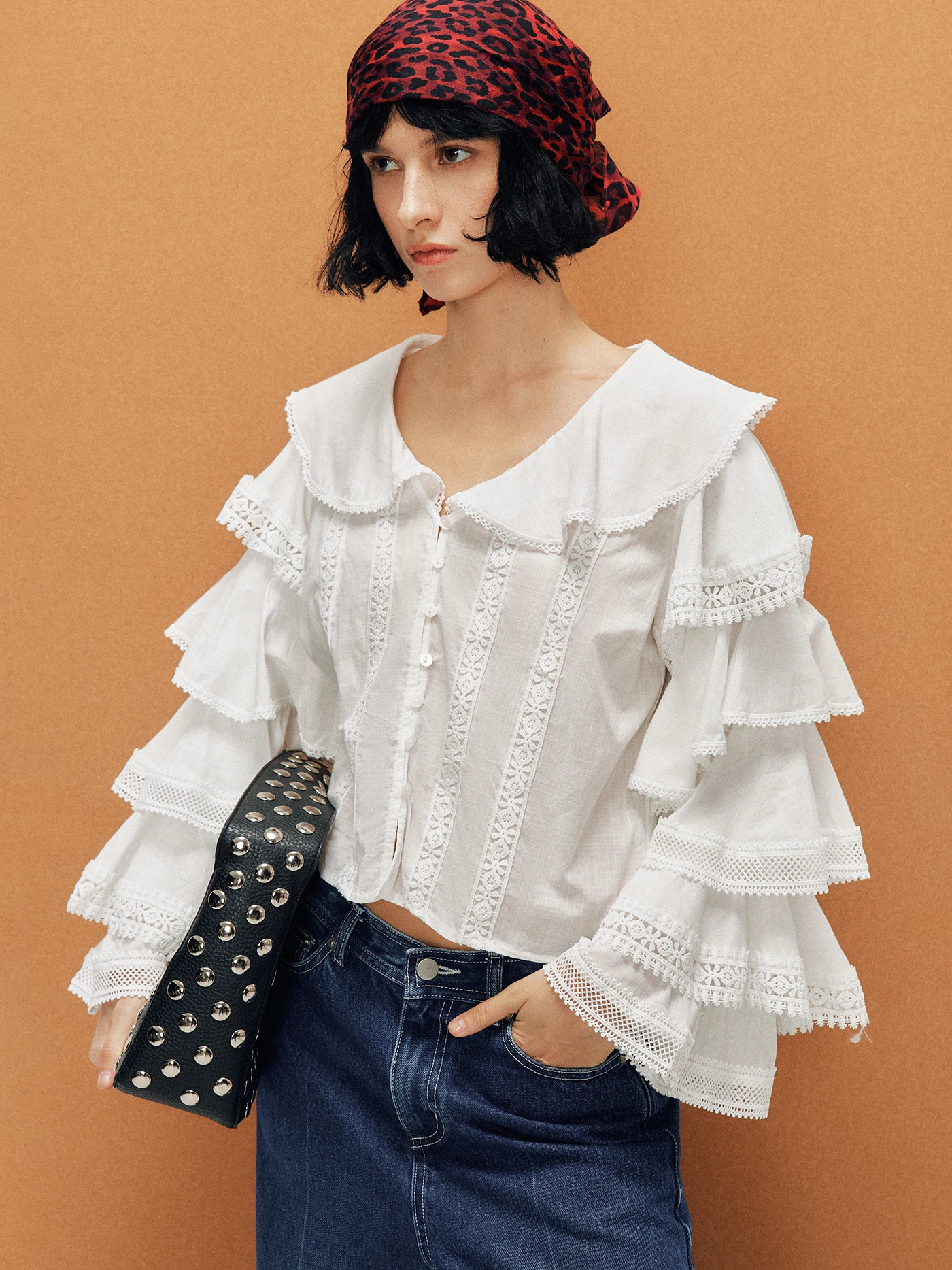 

Женская блузка во французском стиле с кружевной отделкой, винтажная, в придворном стиле, с рукавами-листочками, из чистого хлопка, с длинными рукавами, укороченная, на пуговицах.