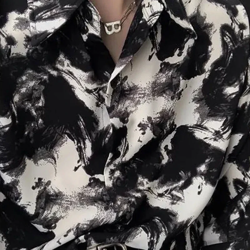 Summer New Ice Silk Shirts Loose Casual Daily Turn-down Collar Graphic Sense Abstract Pattern Streetwear Single Breasted Shirt