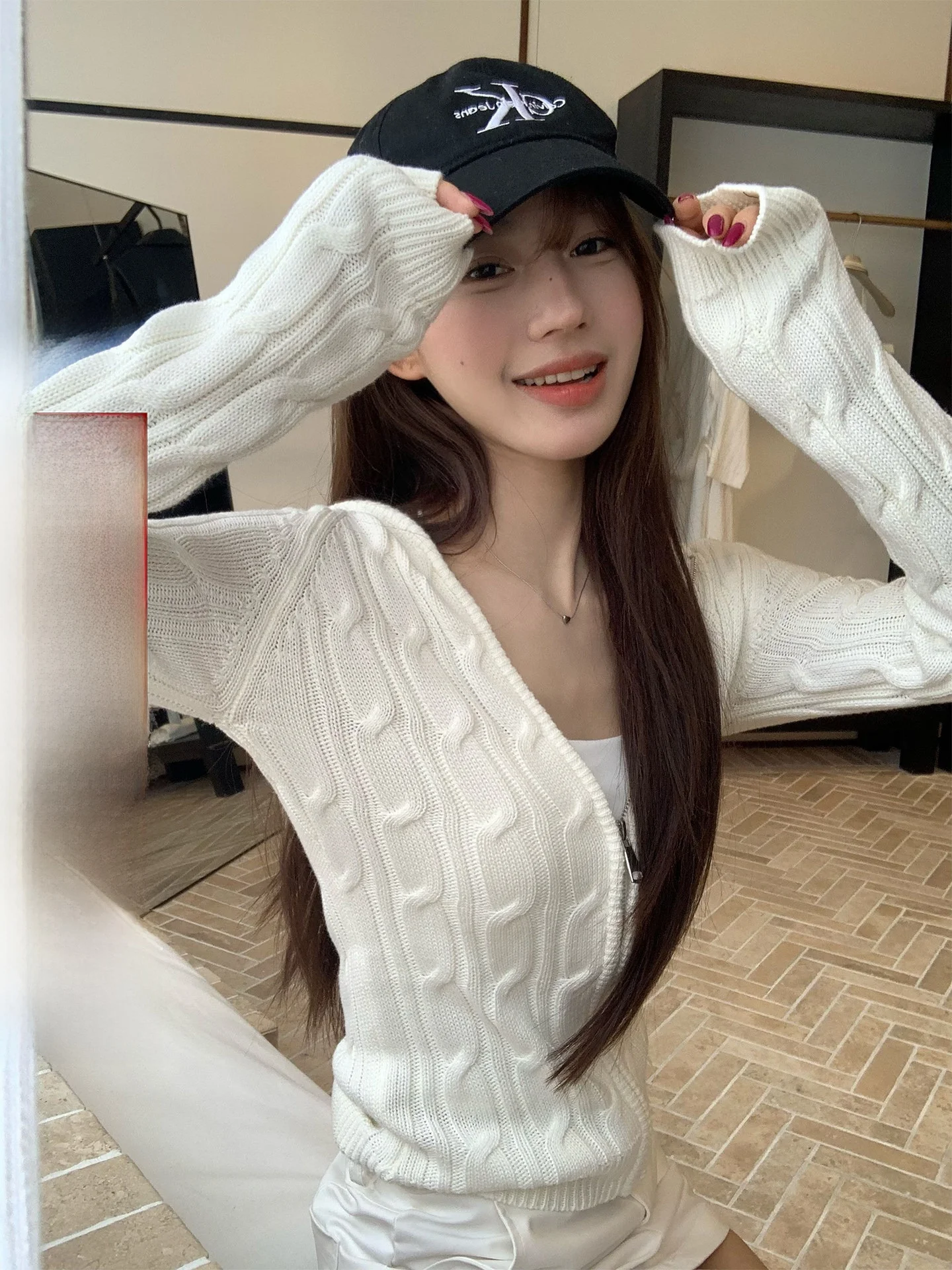 

Свободный длинный светящийся вязаный открытый кардиган женский осенний новый Sle Sembali Zh Adurupn Белая пшеничная шляпа с твист-плетением на молнии