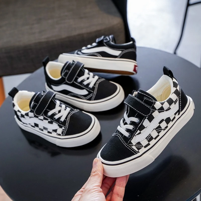 

Korean Version Girl Canvas Western Denim Soft Soled Walking Shoe with Simple Suitable Students Schools Chd Iloutdoor Travelshoe