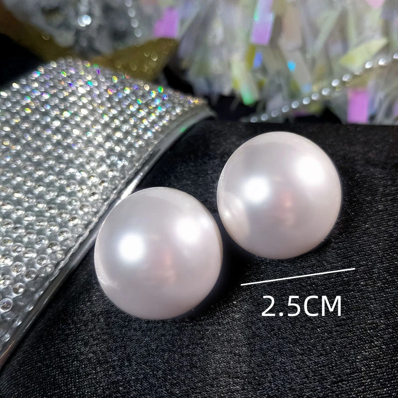 2.0CM Big Imitation Pearl Round Stud Earrings Minimalist Trend Statement Brincos for Women Geometric Party Wedding Girl Gifts