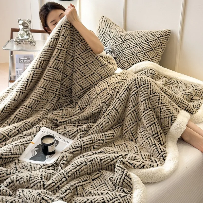 2025 New Double Sided Flannel Fleece Blanket Vacuum Compressed Thick Warm Nap Blanket Soft Cozy Pet Blanket Home Travel