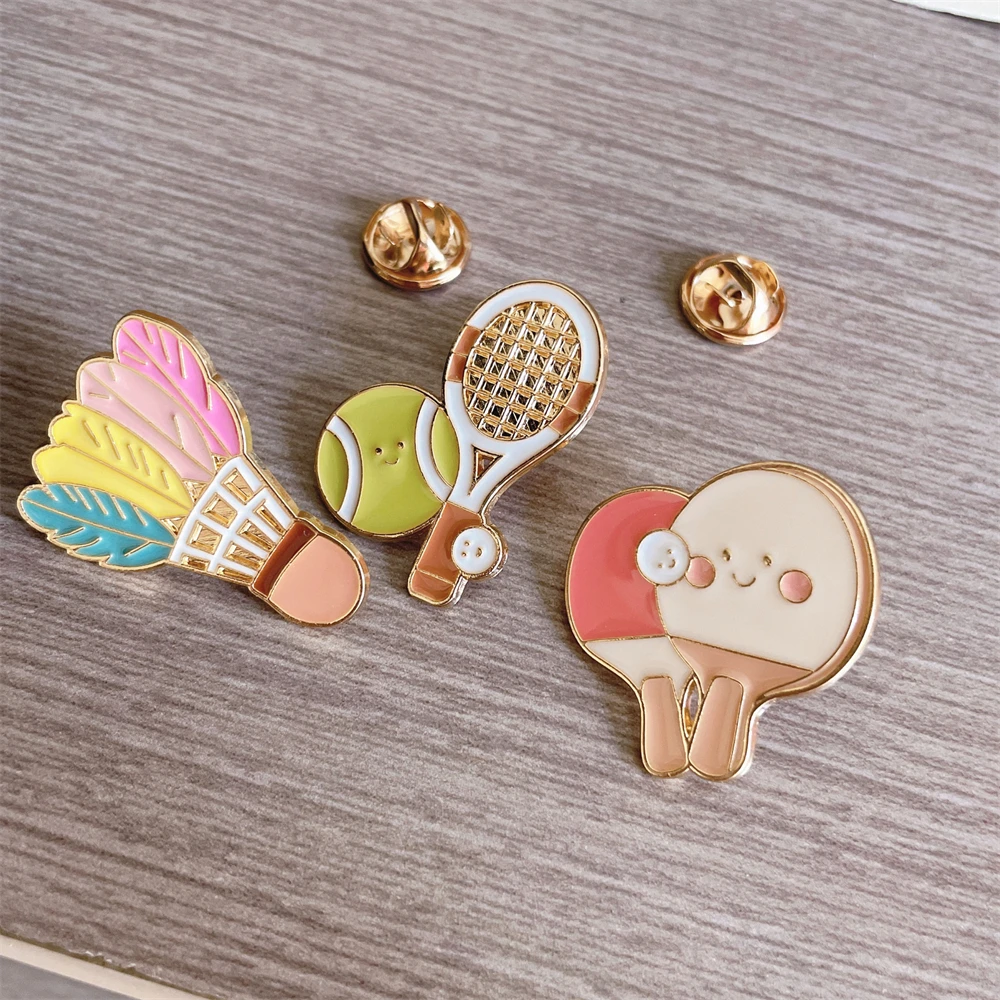 亜鉛合金ブローチスタイリッシュなバドミントンブローチテニスブ - Badminton Logo のレビューと価格